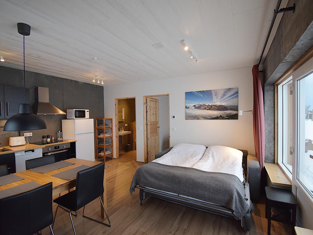 Hotel-Potato-storage-svinafell-ijsland